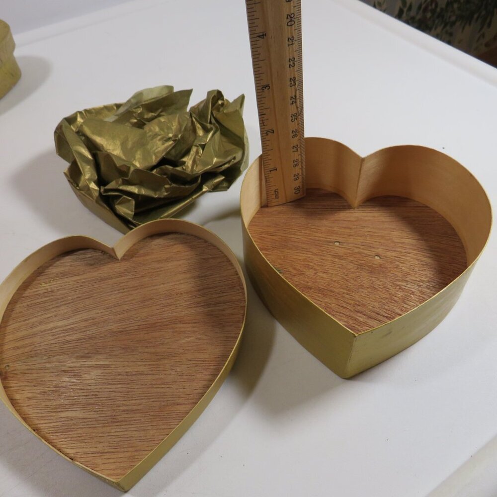 Collection of (8) valentine’s gift boxes (NEW) - Picture 16 of 16